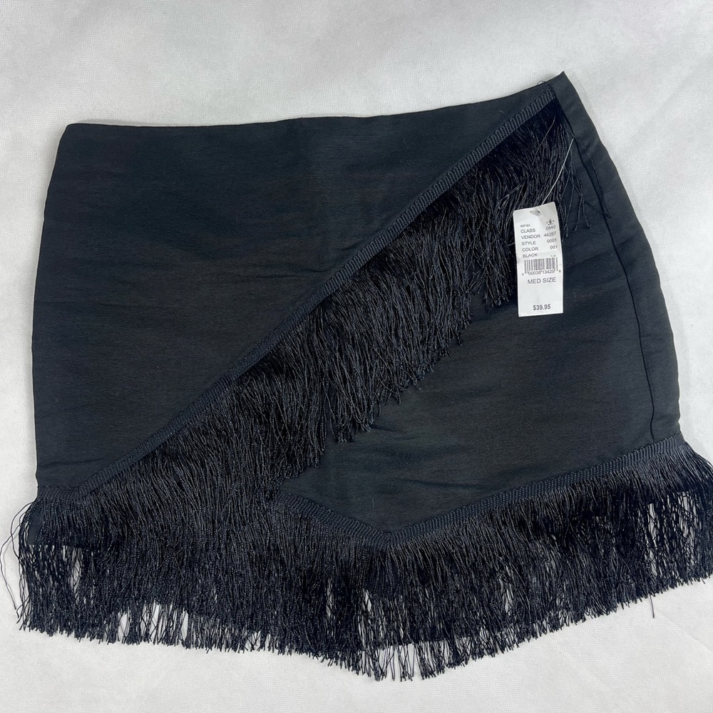 𝑴𝒊𝒏𝒊 𝑷𝒐𝒍𝒚𝒆𝒔𝒕𝒆𝒓 𝑭𝒓𝒊𝒍𝒍 𝑺𝒌𝒊𝒓𝒕 - Picture 3 of 5